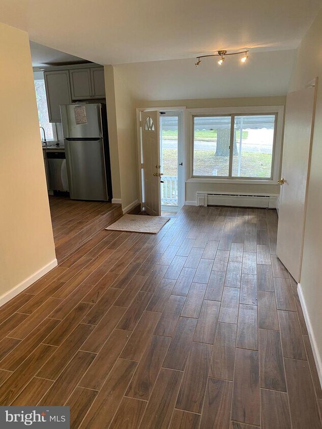Foto principal - 636 White Horse Ave