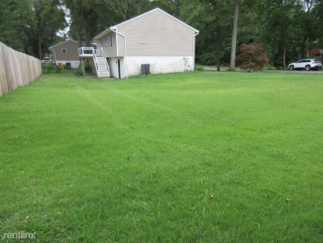 Building Photo - 4 br, 3 bath House - 261 Ross Landing Rd