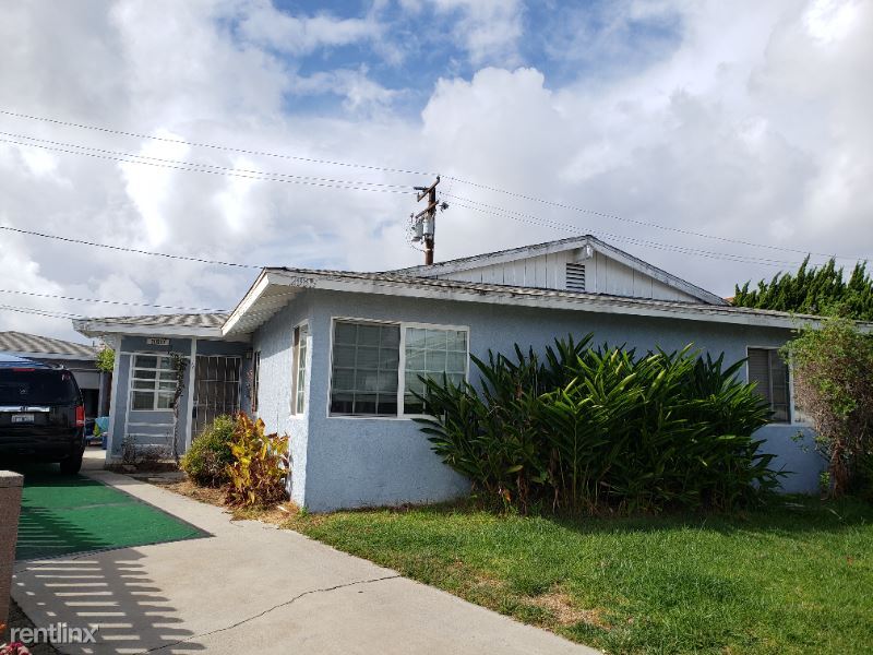 vans store torrance blvd