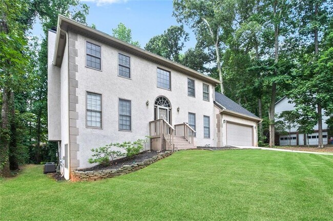Building Photo - 2710 Arbor Summit