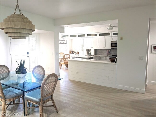Building Photo - 705A San Marino Dr