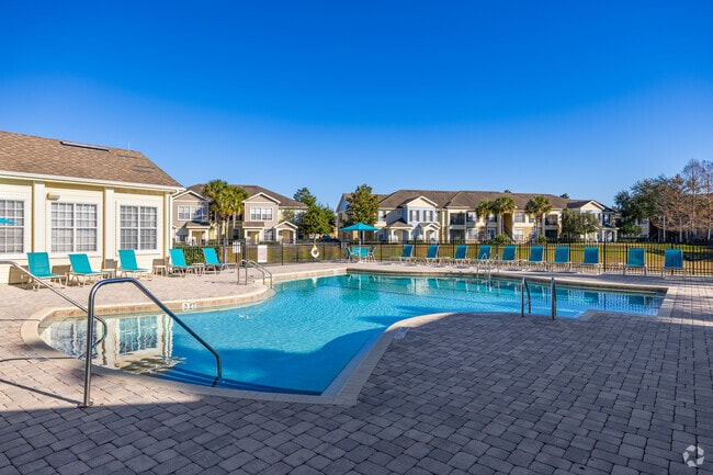 Pool - Hammock Oaks