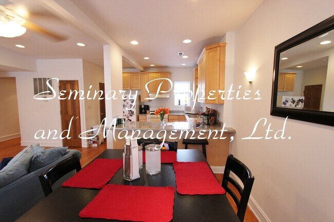 Foto del edificio - 3418 N Bosworth Ave
