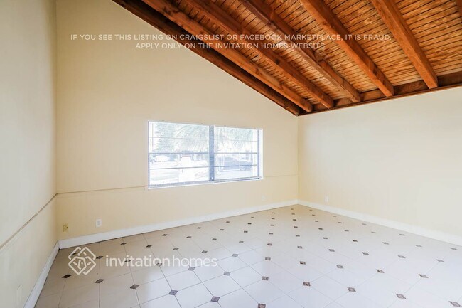 Foto del edificio - 9841 NW 31st Pl