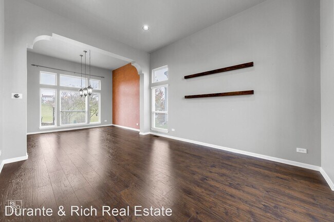 Foto del edificio - 5 br, 3.5 bath House - 1171 Heavens Gate