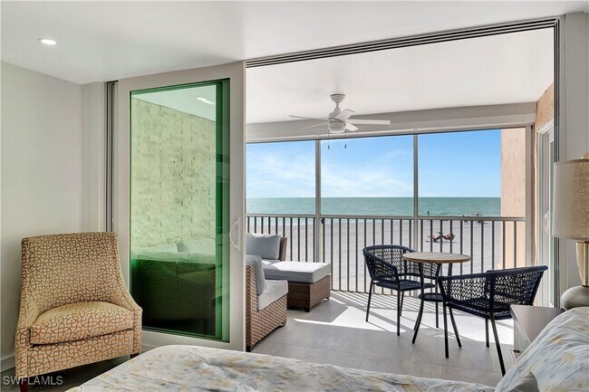 Foto del edificio - 25850 Hickory Blvd