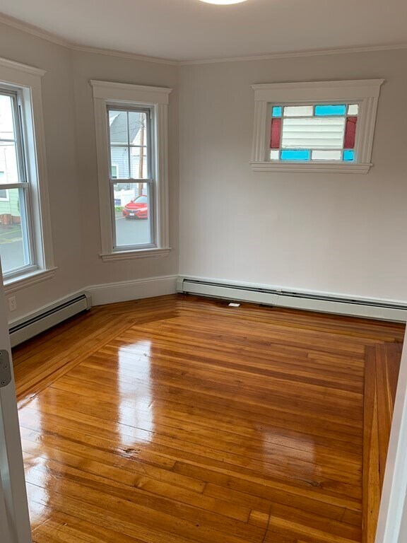 Building Photo - 8 Glendale St