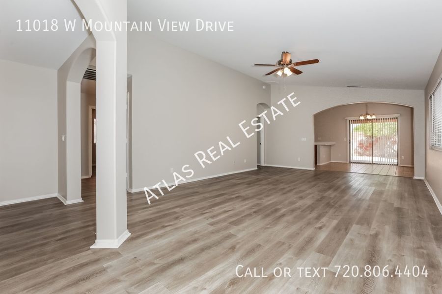 Foto principal - Magnificent 3 Bed/2 Bath Single Level home...