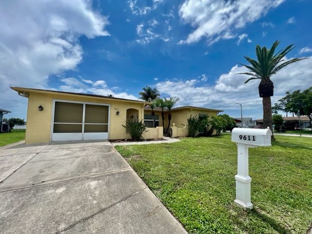 Foto del edificio - 9611 Towanda Ln