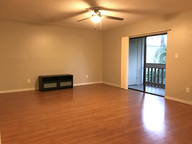 Building Photo - 149 Springwood Cir