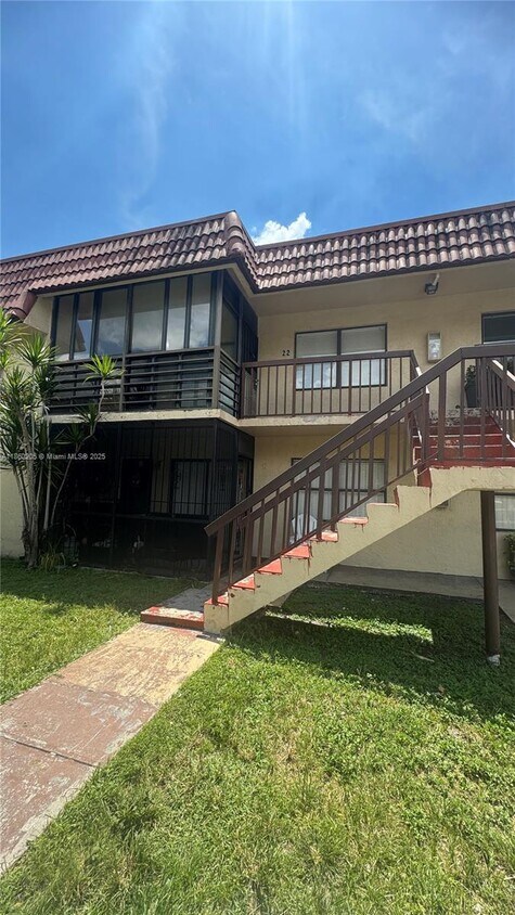 Foto principal - 6545 W 27th Ct
