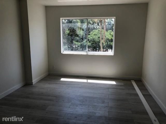 Building Photo - 1 br, 1 bath Condo - 5720 Rock Island Rd