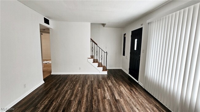 Building Photo - 3900 Wetzel Ave