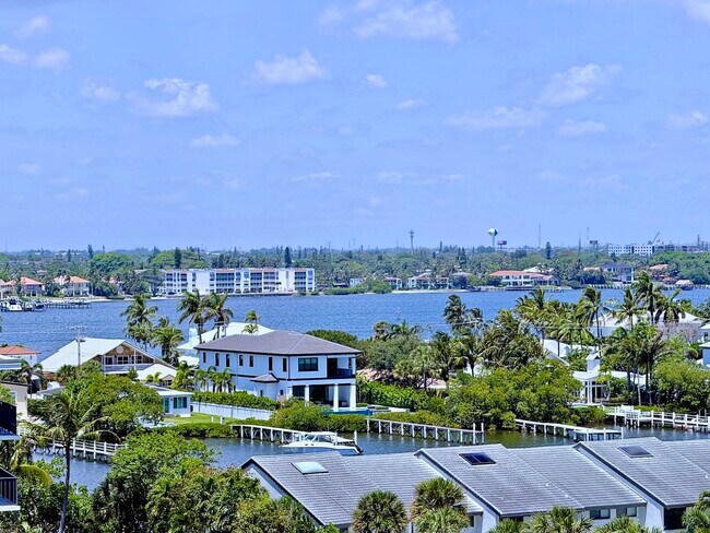 Foto del edificio - 3546 S Ocean Blvd