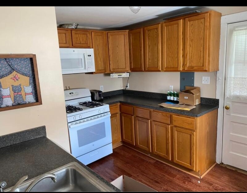 43 Mendelssohn St, Binghamton, NY 13905 Room for Rent in Binghamton