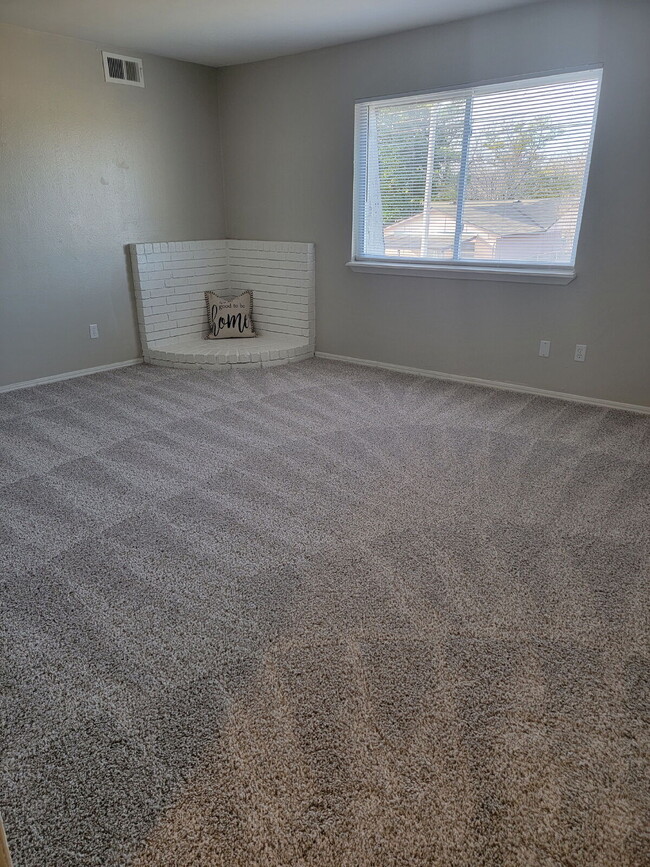 Photo - $99 Move In Special! 1 BR in Norman! Apartment