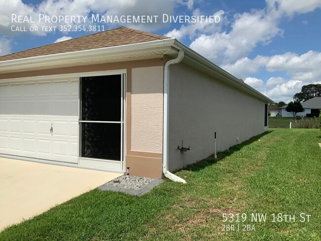 Building Photo - Ocala Palms - Welcome Home - In a age rest...