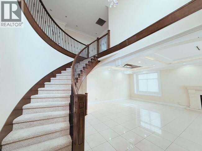 Building Photo - 4899 McKee Pl
