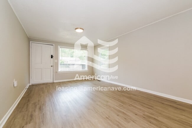 Building Photo - 5328 Ash Ave