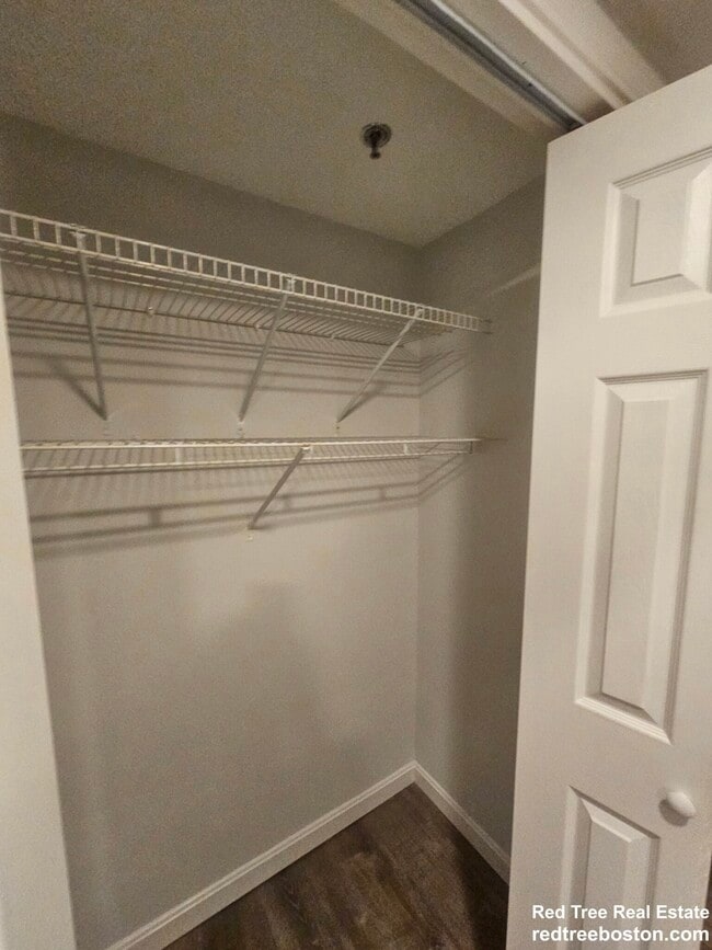 Photo - 24 Queensberry St Apartment