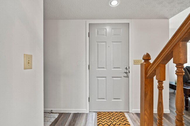 Foto del edificio - 803 Caroway Blvd