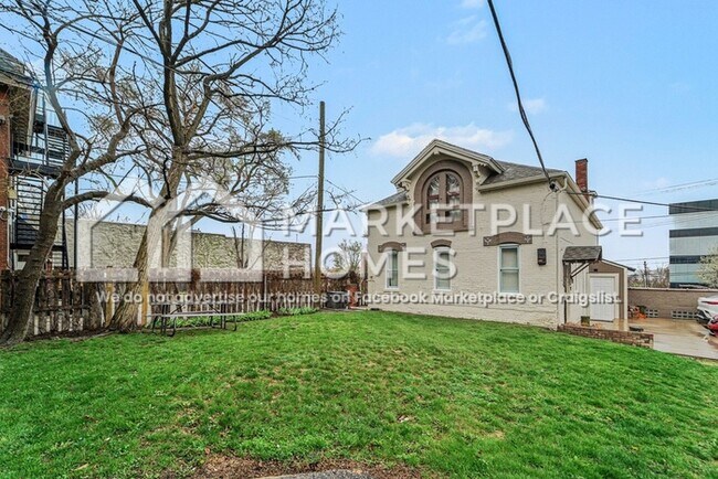 Foto del edificio - 1391 Woodbridge St