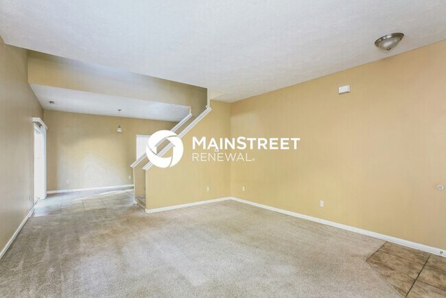Building Photo - 3 Bedroom Pet-Friendly Home in Indianapolis, IN with Main Street Renewal
