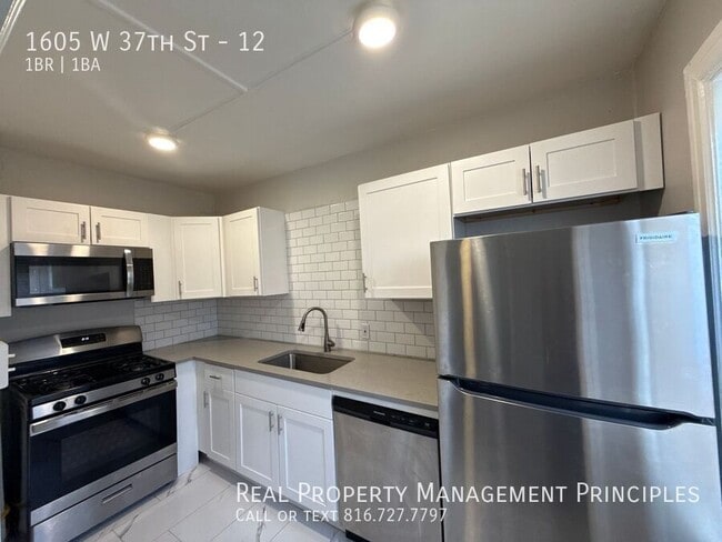 Building Photo - 1605 W 37th St