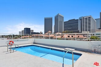 Building Photo - 9950 Durant Dr