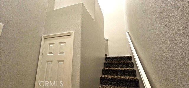 Foto del edificio - 15549 Jasmine Pl