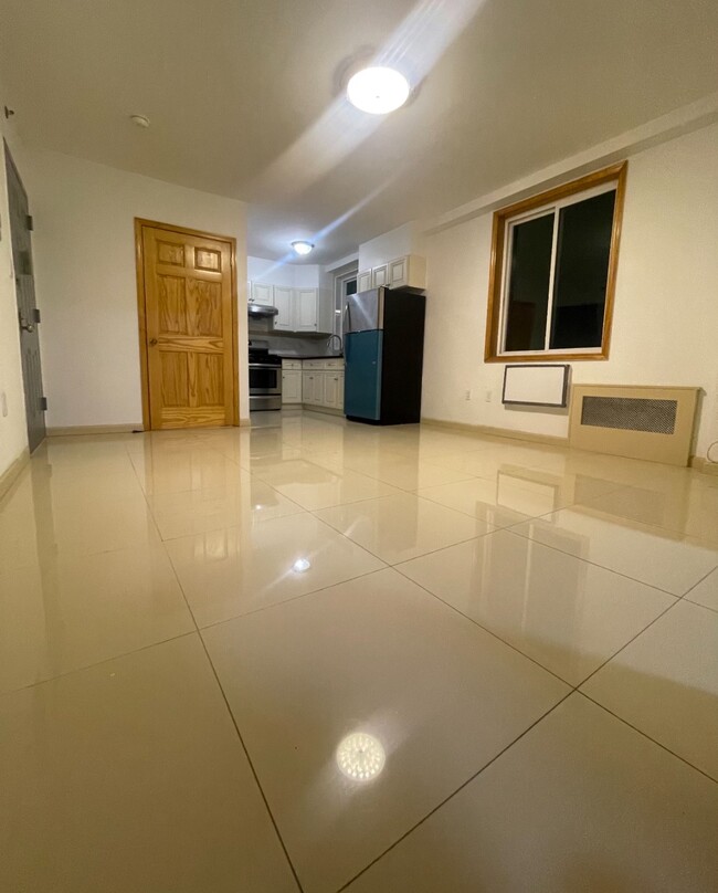 Foto del edificio - 6426 Queens Blvd