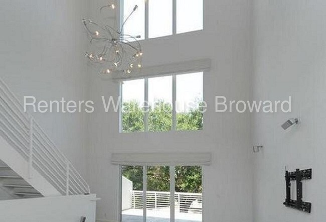Building Photo - The Lofts of Wilton Manors