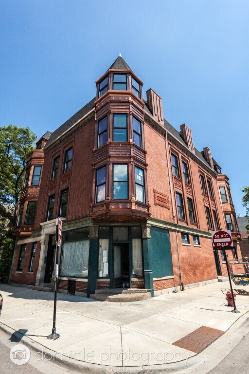Building Photo - 835 S Wolcott Ave