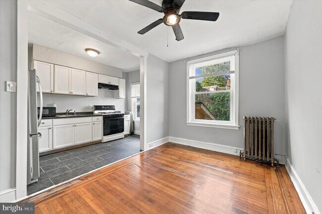 Foto del edificio - 6217 W Stiles St