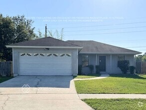 Building Photo - 361 Hickory Hollow Dr N