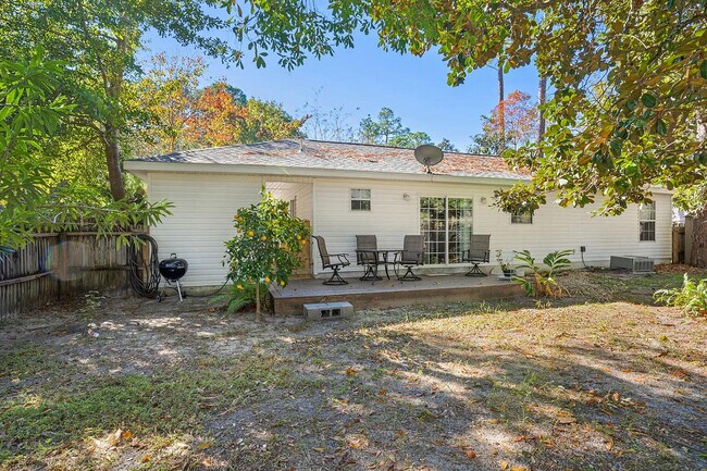 Building Photo - 252 Plantation Way
