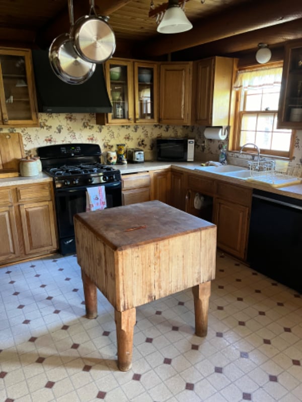 Foto del edificio - 502 Snowberry Ln