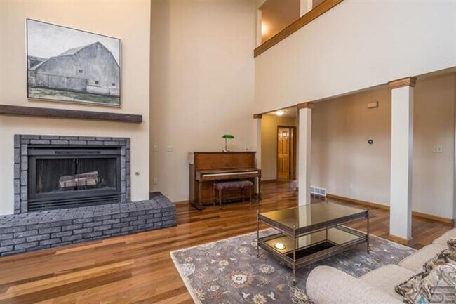 Foto del edificio - 4404 S Yellowstone Ln