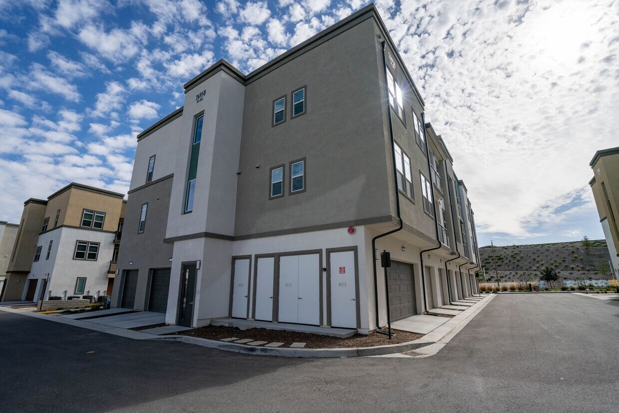 Primary Photo - COMING SOON! 3-Bedroom Condo with Solar Pa...