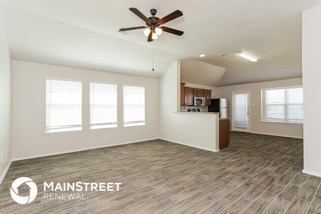 Foto del edificio - 6356 Stone Lake Ct