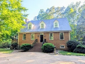 Building Photo - 206 Rolfe Rd