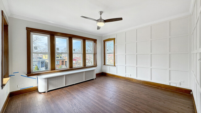 Building Photo - 1341 Ridgeland Ave