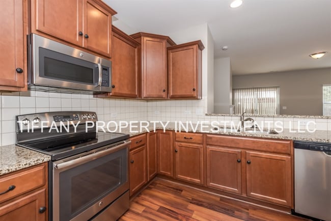 Foto del edificio - 8219 Romana Red Ln