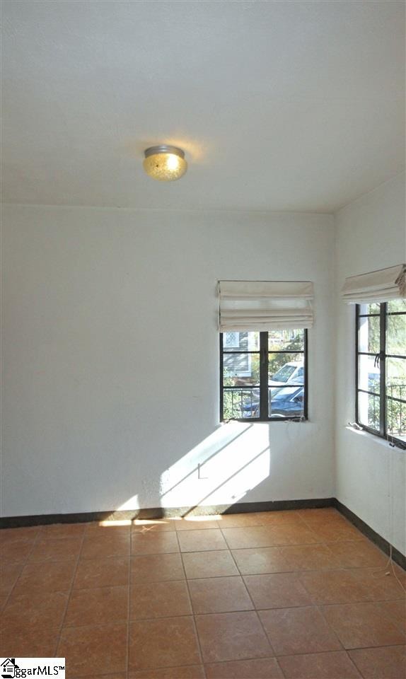 15 Clarendon Ave, Greenville, SC 29609 House Rental in Greenville, SC