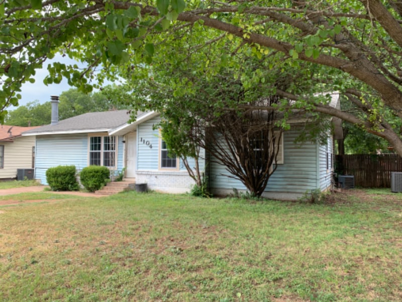 1104 Chester St, Cleburne, TX 76033 House Rental in Cleburne, TX