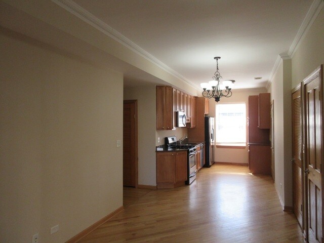 Foto del edificio - 4904 N Drake Ave