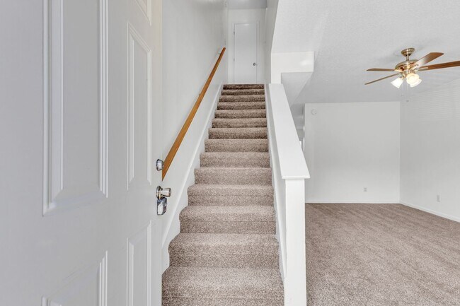 Foto del edificio - 289 State Line Rd