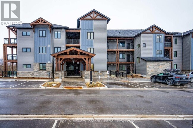 Building Photo - 12 Beausoleil Ln