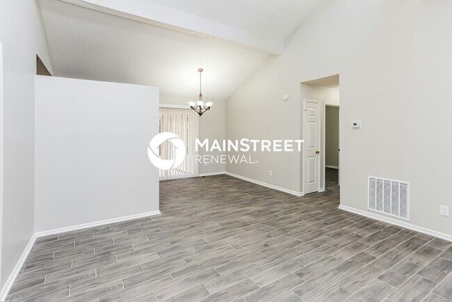 Foto del edificio - 3 Bedroom Pet-Friendly Home in Snellville, GA with Main Street Renewal