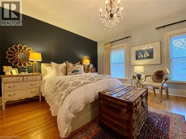 Building Photo - 20 McKenzie St